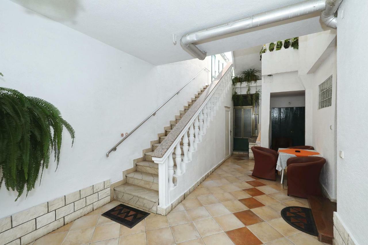 Apartments Vedrana 比奥格勒·纳·莫鲁 外观 照片